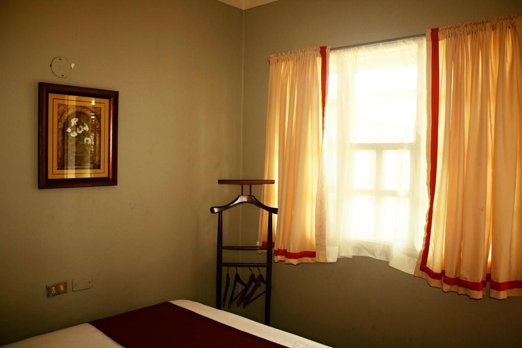 Hotel Liberia Exterior photo