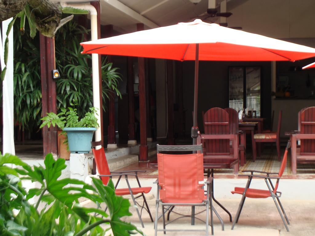 Hotel Liberia Exterior photo