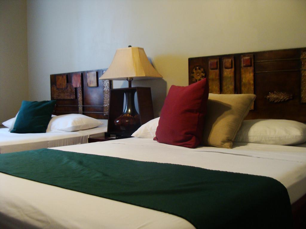 Hotel Liberia Exterior photo